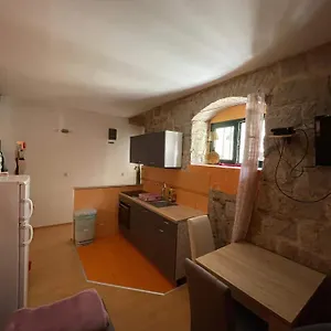 apartments-eliana.splithotels.org/